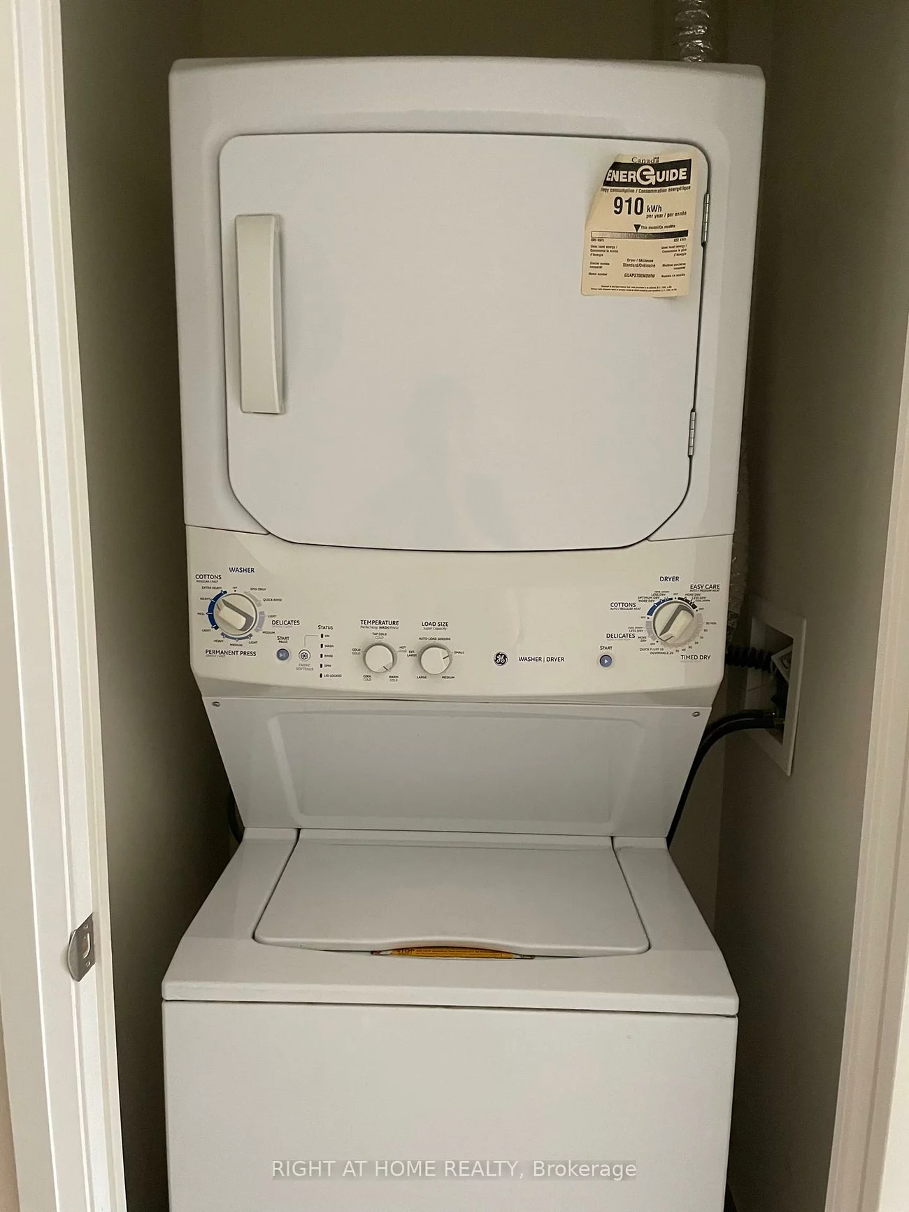 520, Steeles, Crestwood-Springfarm-Yorkhill, Vaughan