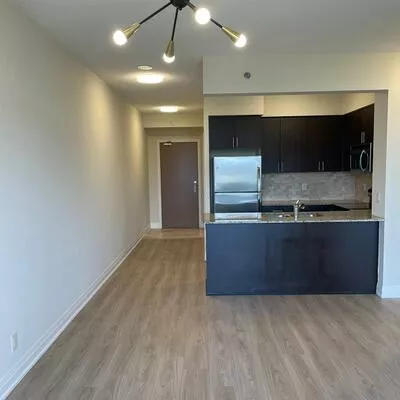 520, Steeles, Crestwood-Springfarm-Yorkhill, Vaughan