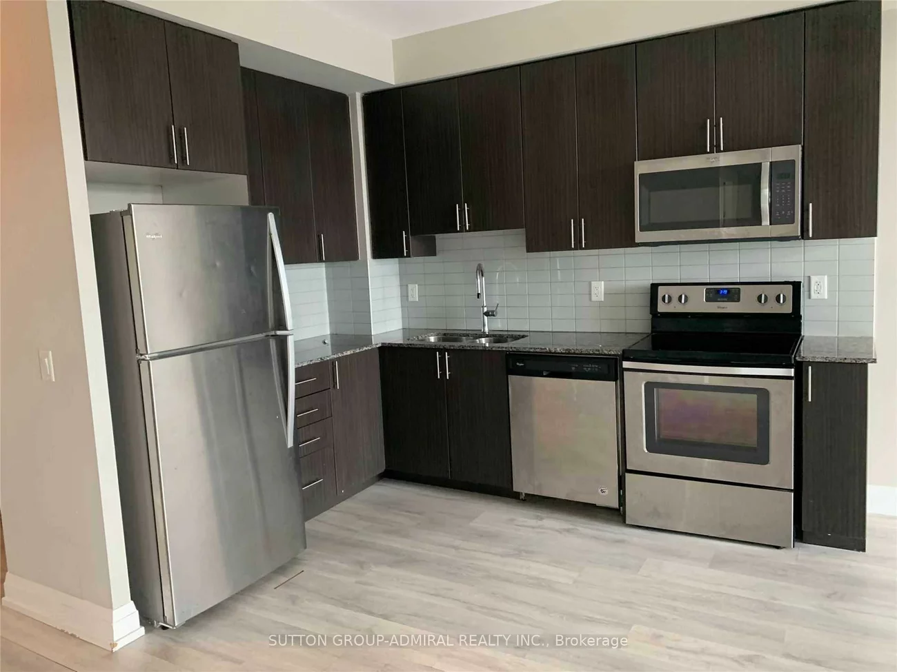 7890, Bathurst, Beverley Glen, Vaughan