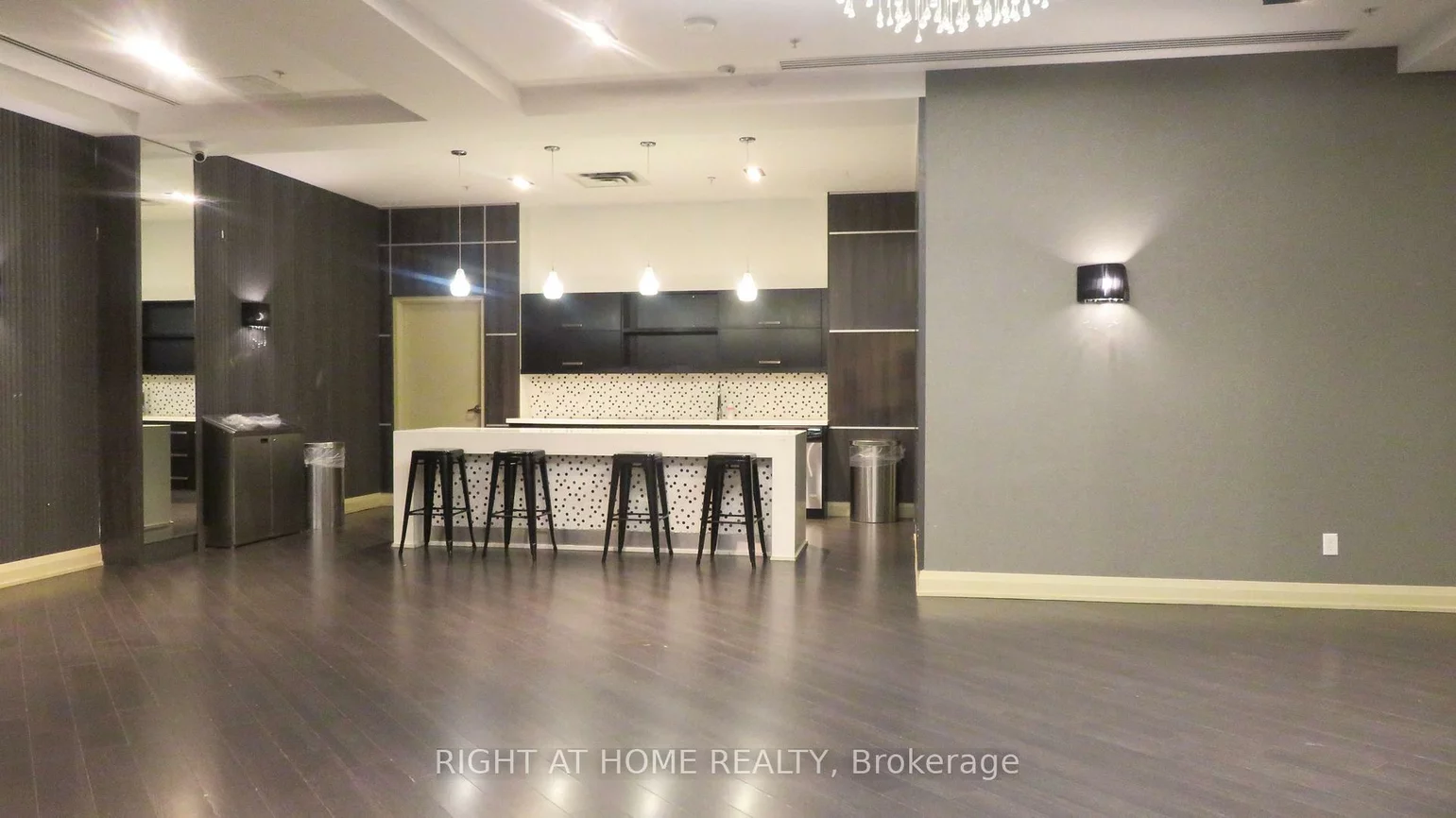 85, North Park, Beverley Glen, Vaughan