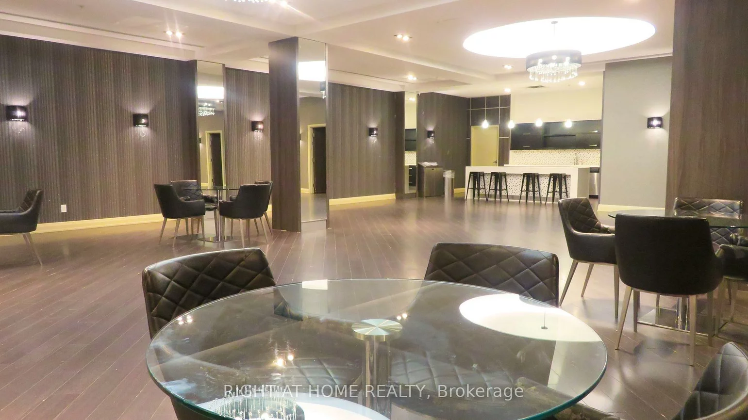 85, North Park, Beverley Glen, Vaughan