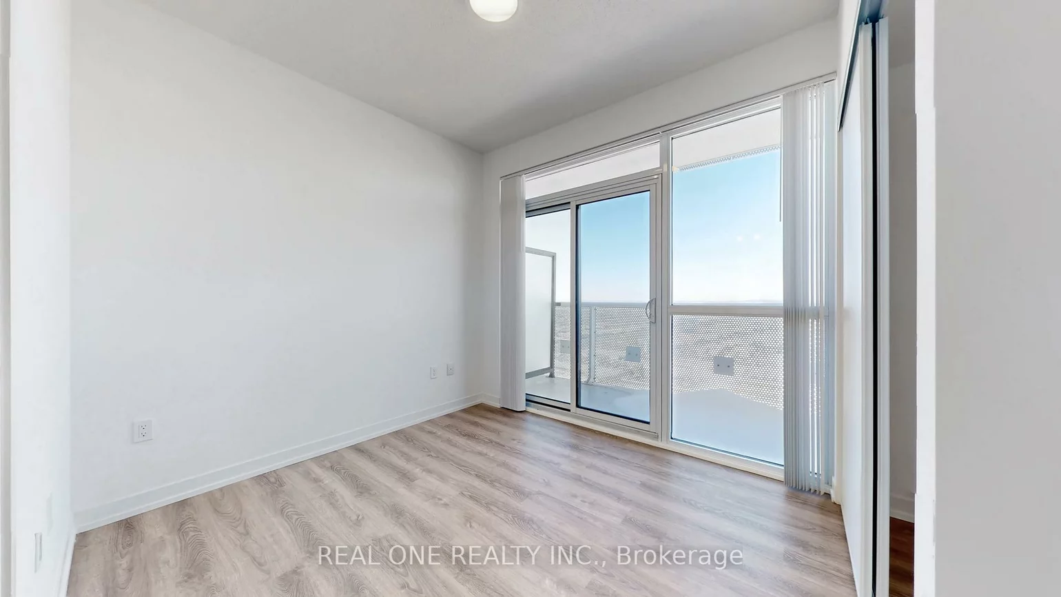 8, Interchange, Vaughan Corporate Centre, Vaughan