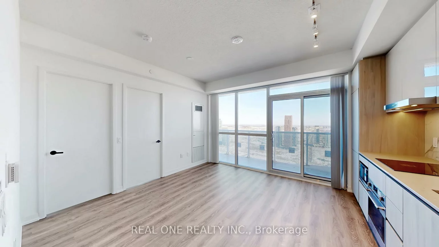 8, Interchange, Vaughan Corporate Centre, Vaughan