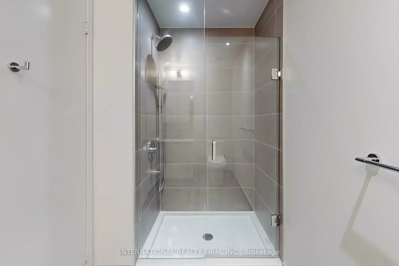 950, Portage, Vaughan Corporate Centre, Vaughan