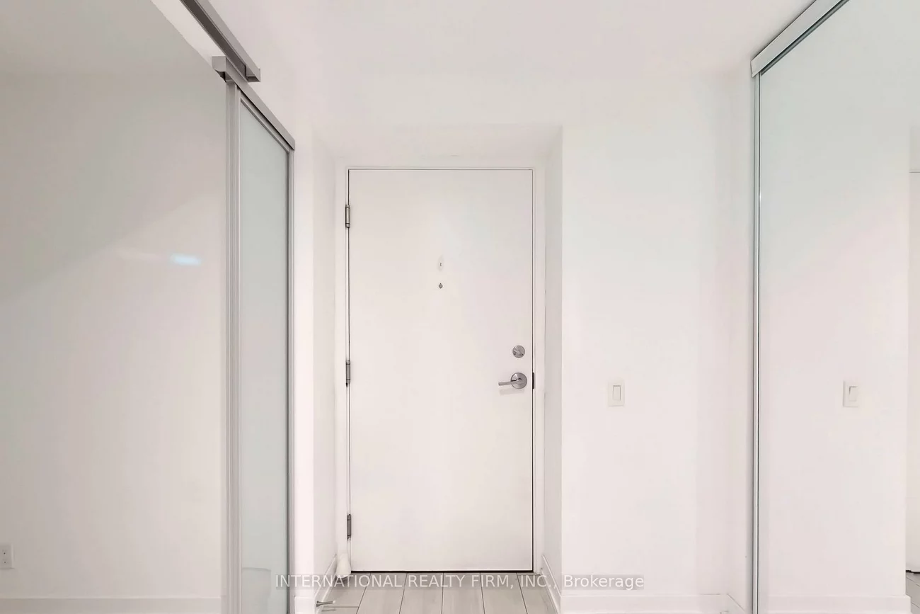 950, Portage, Vaughan Corporate Centre, Vaughan