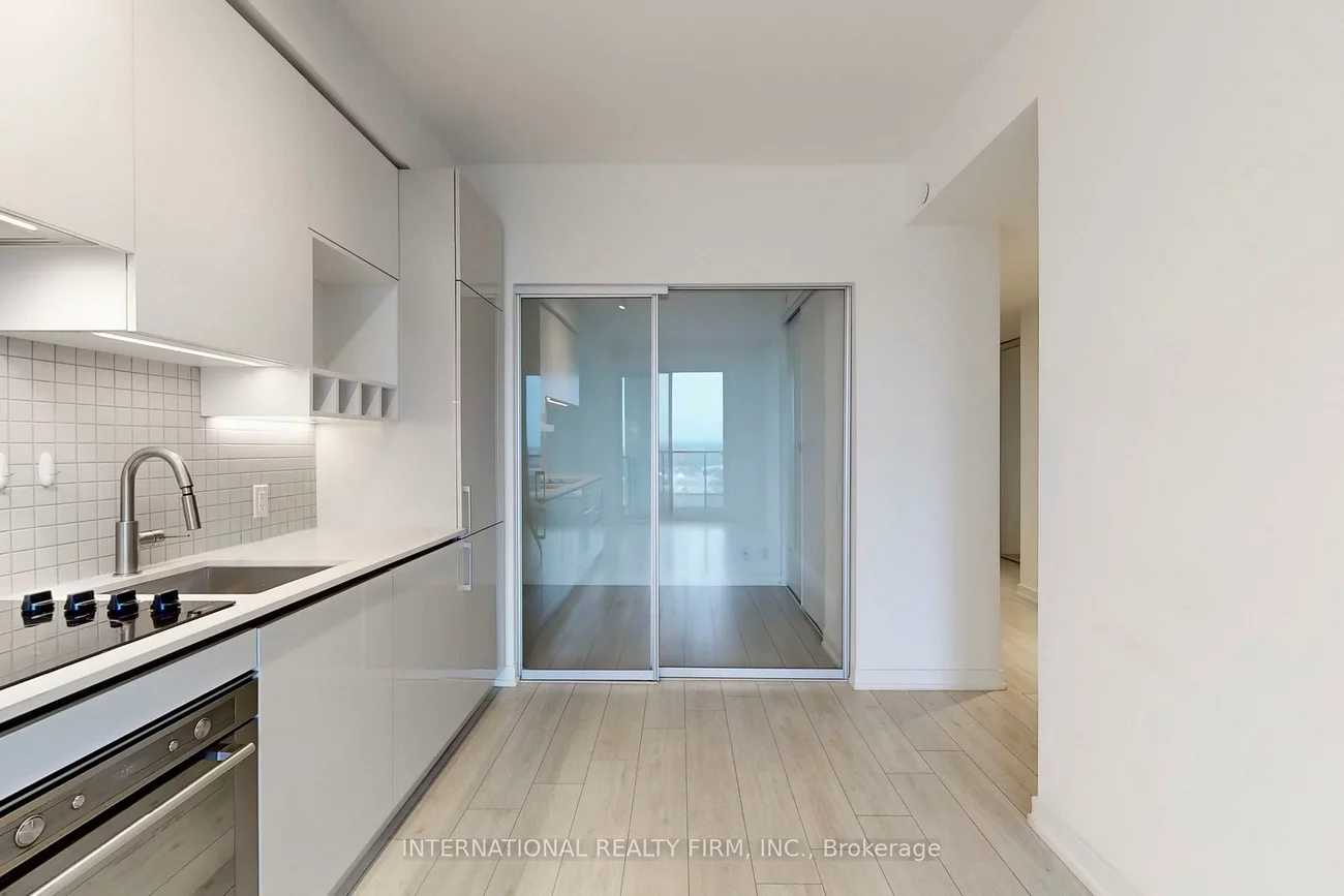 950, Portage, Vaughan Corporate Centre, Vaughan