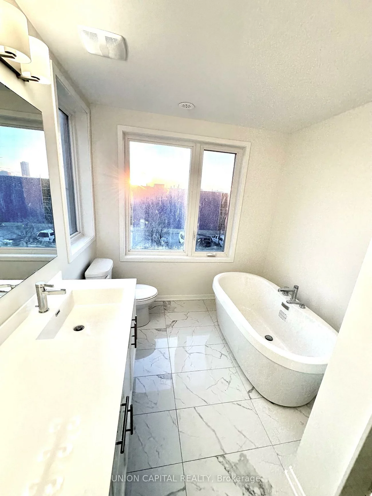 31, Mable Smith, Vaughan Corporate Centre, Vaughan