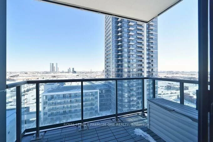 3700, Highway 7, Vaughan Corporate Centre, Vaughan