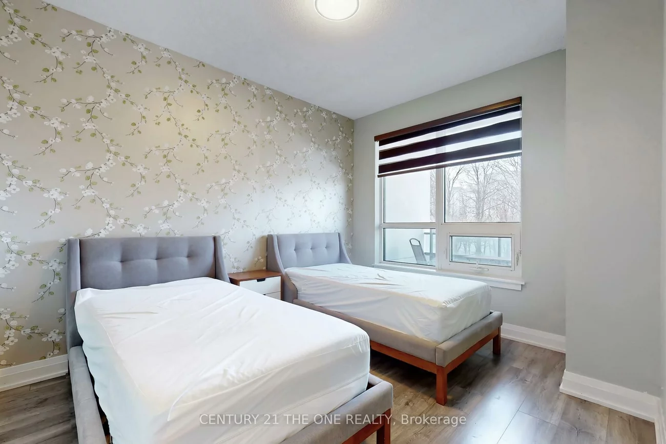 7890, Bathurst, Beverley Glen, Vaughan