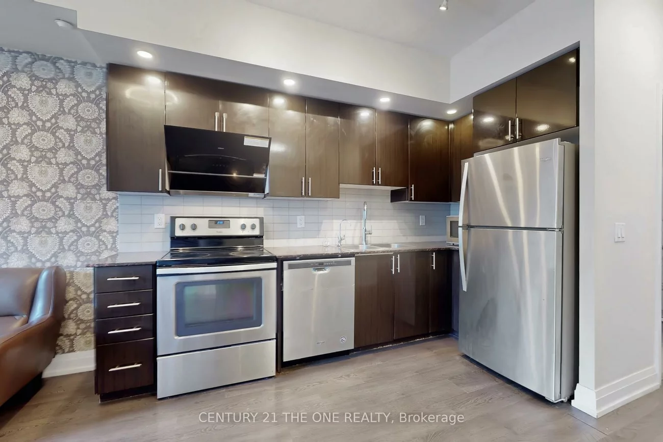 7890, Bathurst, Beverley Glen, Vaughan