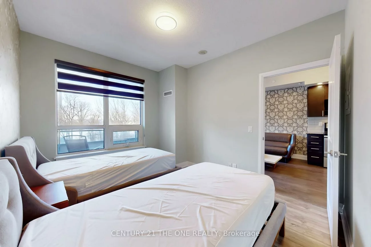 7890, Bathurst, Beverley Glen, Vaughan