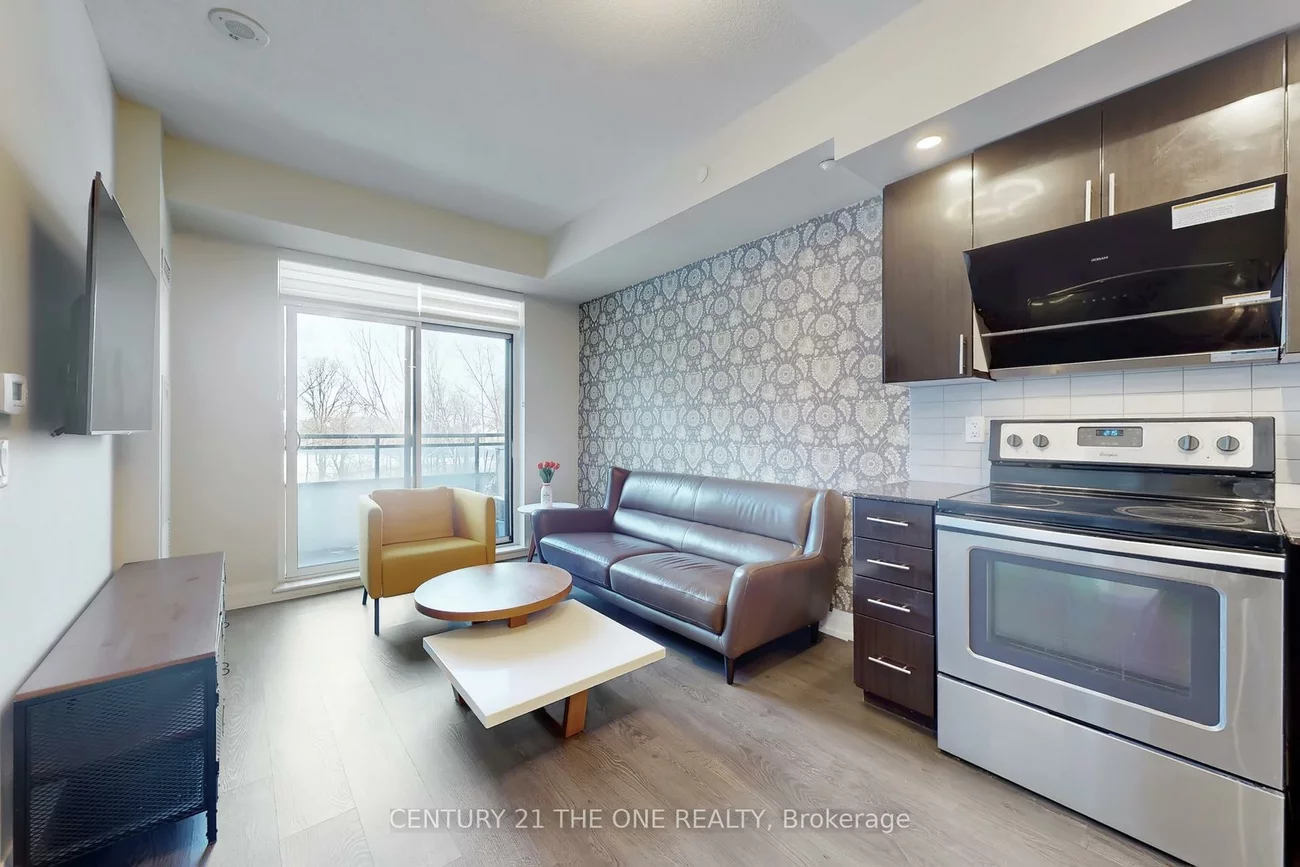 7890, Bathurst, Beverley Glen, Vaughan