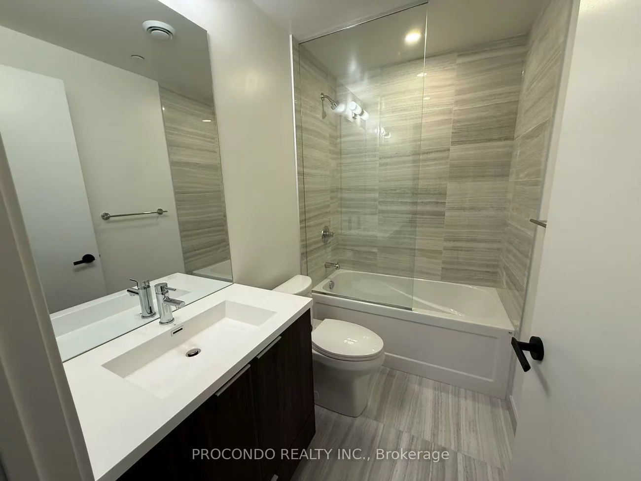 8, Interchange, Vaughan Corporate Centre, Vaughan