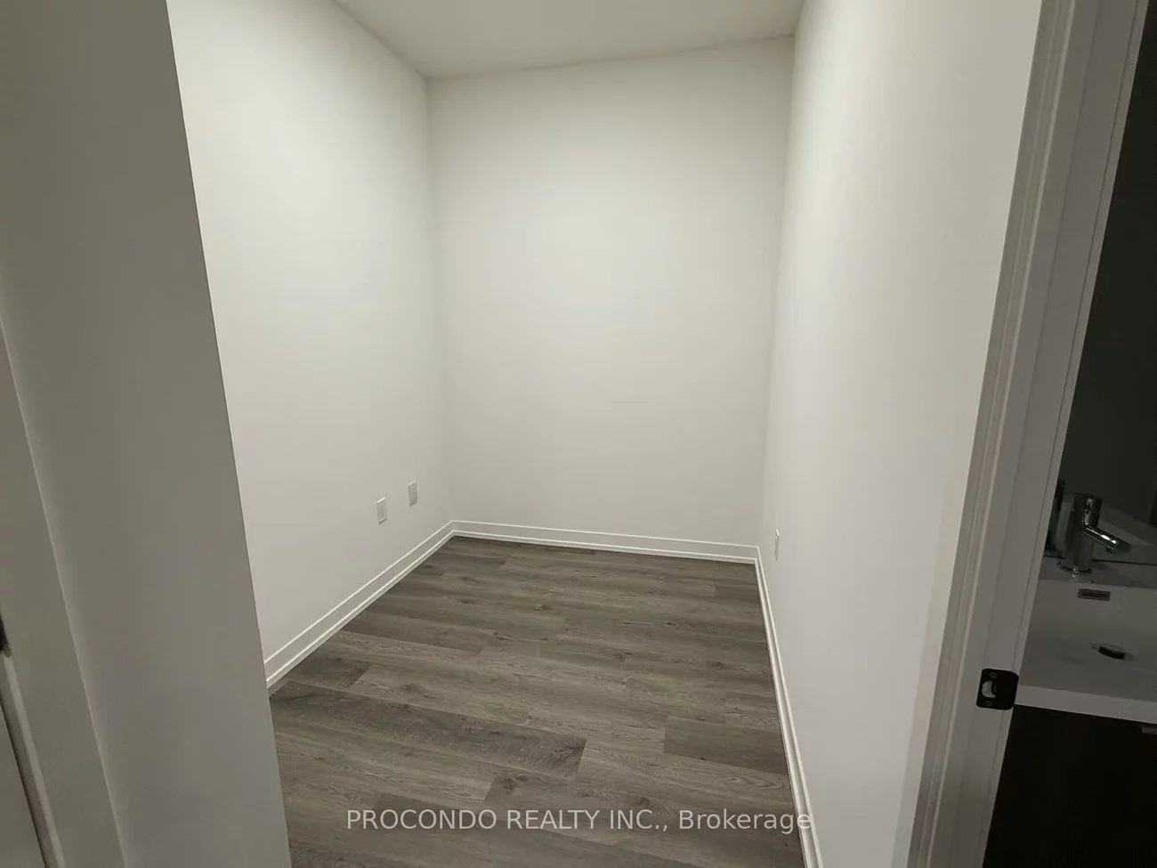 8, Interchange, Vaughan Corporate Centre, Vaughan