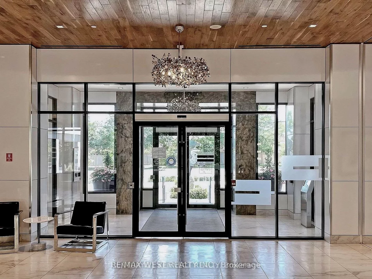 7890, Bathurst, Beverley Glen, Vaughan