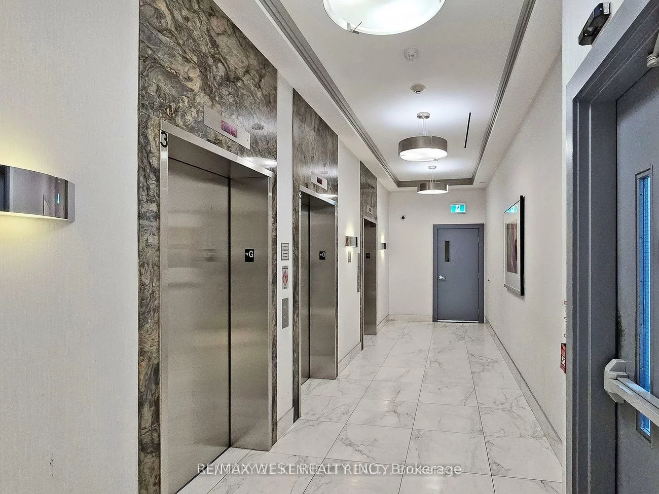 7890, Bathurst, Beverley Glen, Vaughan