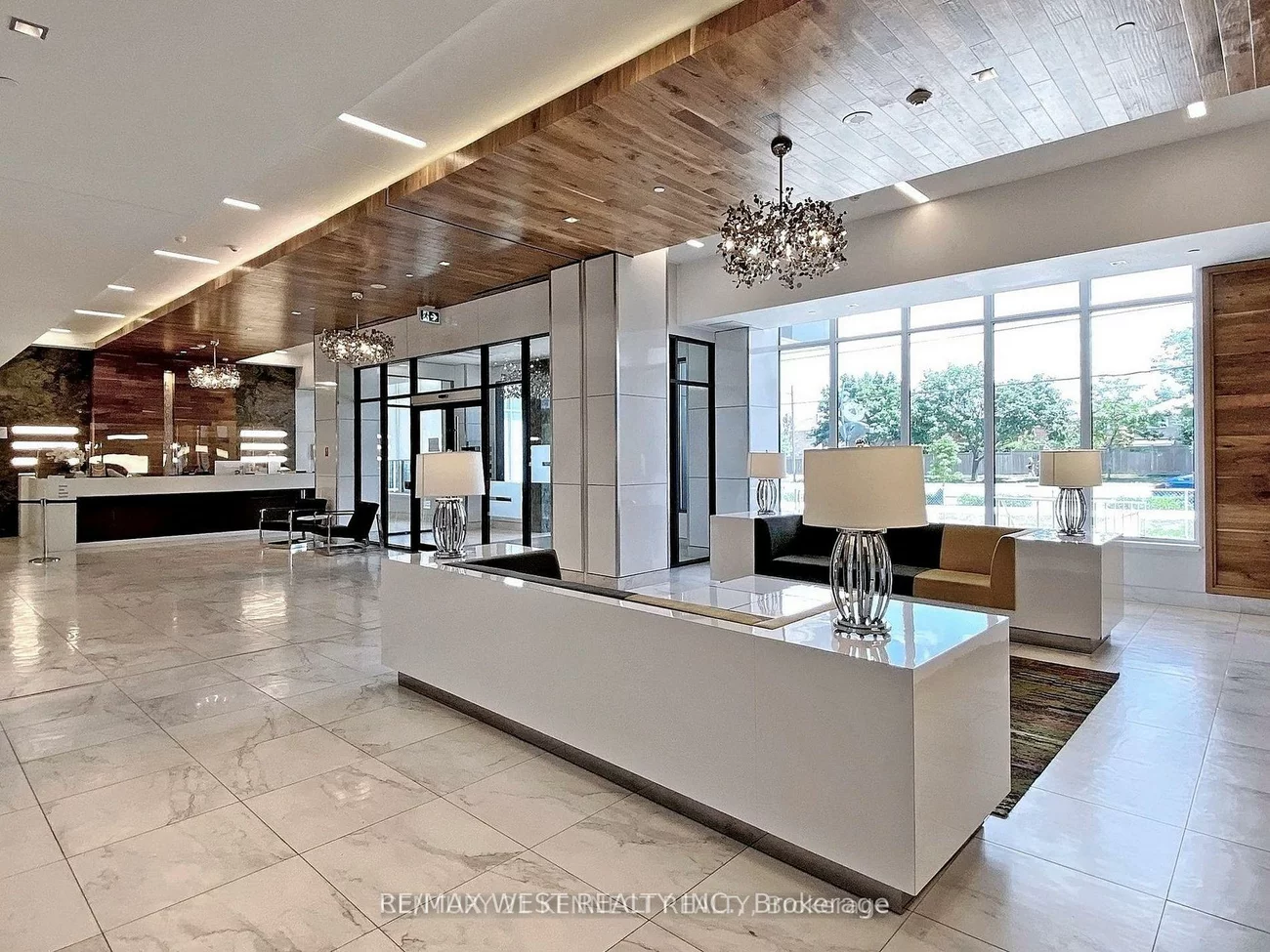 7890, Bathurst, Beverley Glen, Vaughan