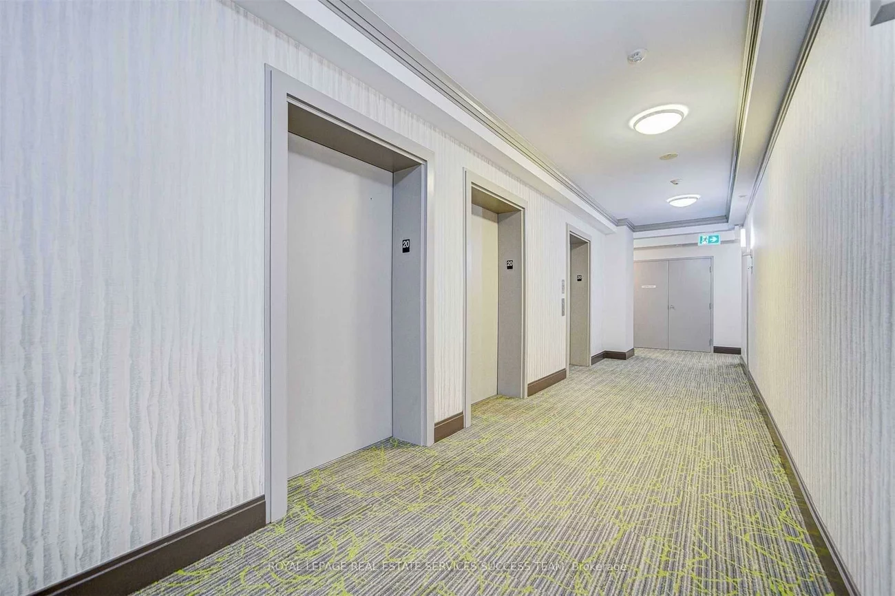 7890, Bathurst, Beverley Glen, Vaughan