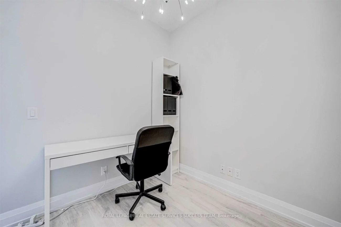 7890, Bathurst, Beverley Glen, Vaughan