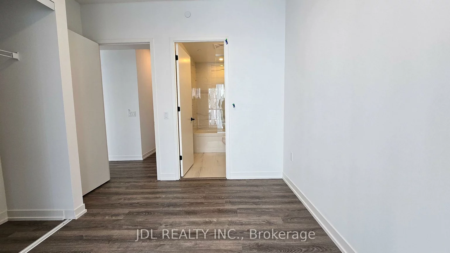 8, Interchange, Vaughan Corporate Centre, Vaughan