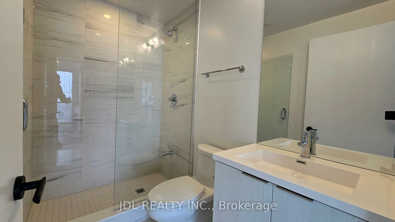 8, Interchange, Vaughan Corporate Centre, Vaughan