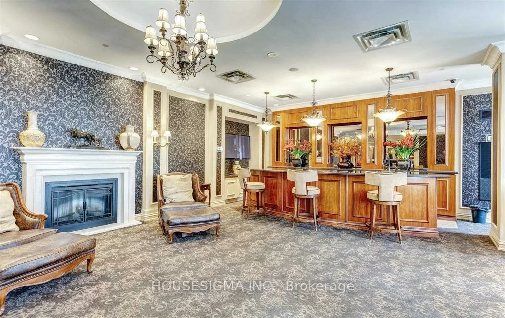 9245, Jane, Maple, Vaughan