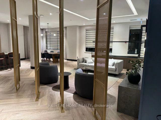 8, Beverley, Beverley Glen, Vaughan