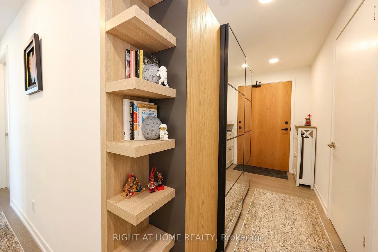 8, Beverley, Beverley Glen, Vaughan