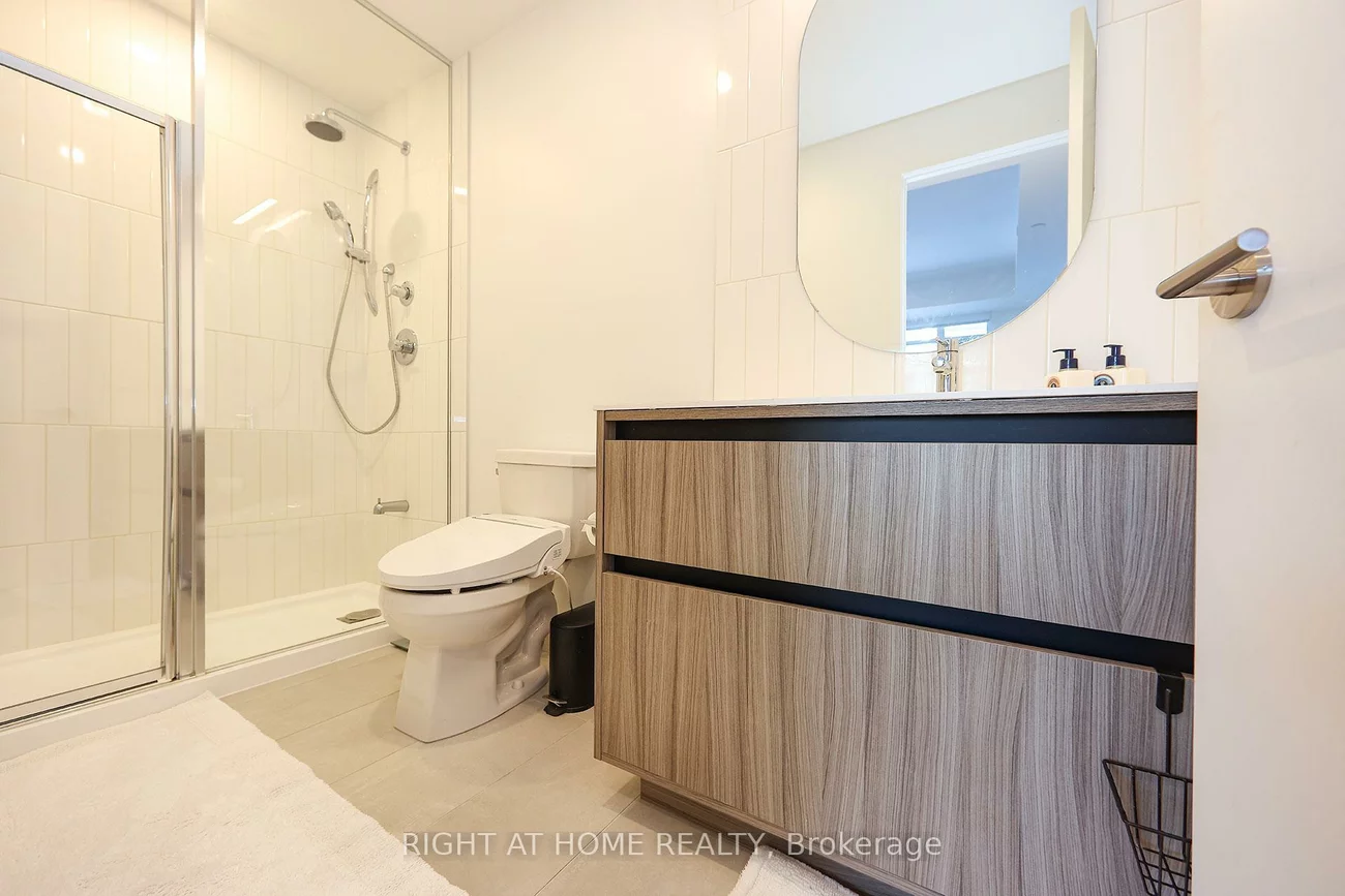 8, Beverley, Beverley Glen, Vaughan