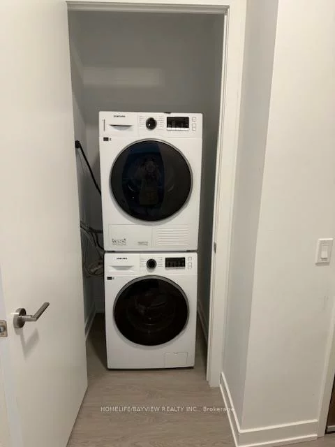 8188, Yonge, Uplands, Vaughan