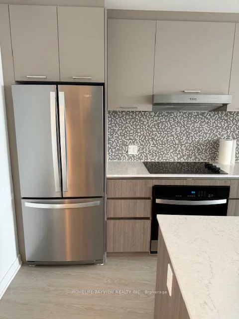 8188, Yonge, Uplands, Vaughan