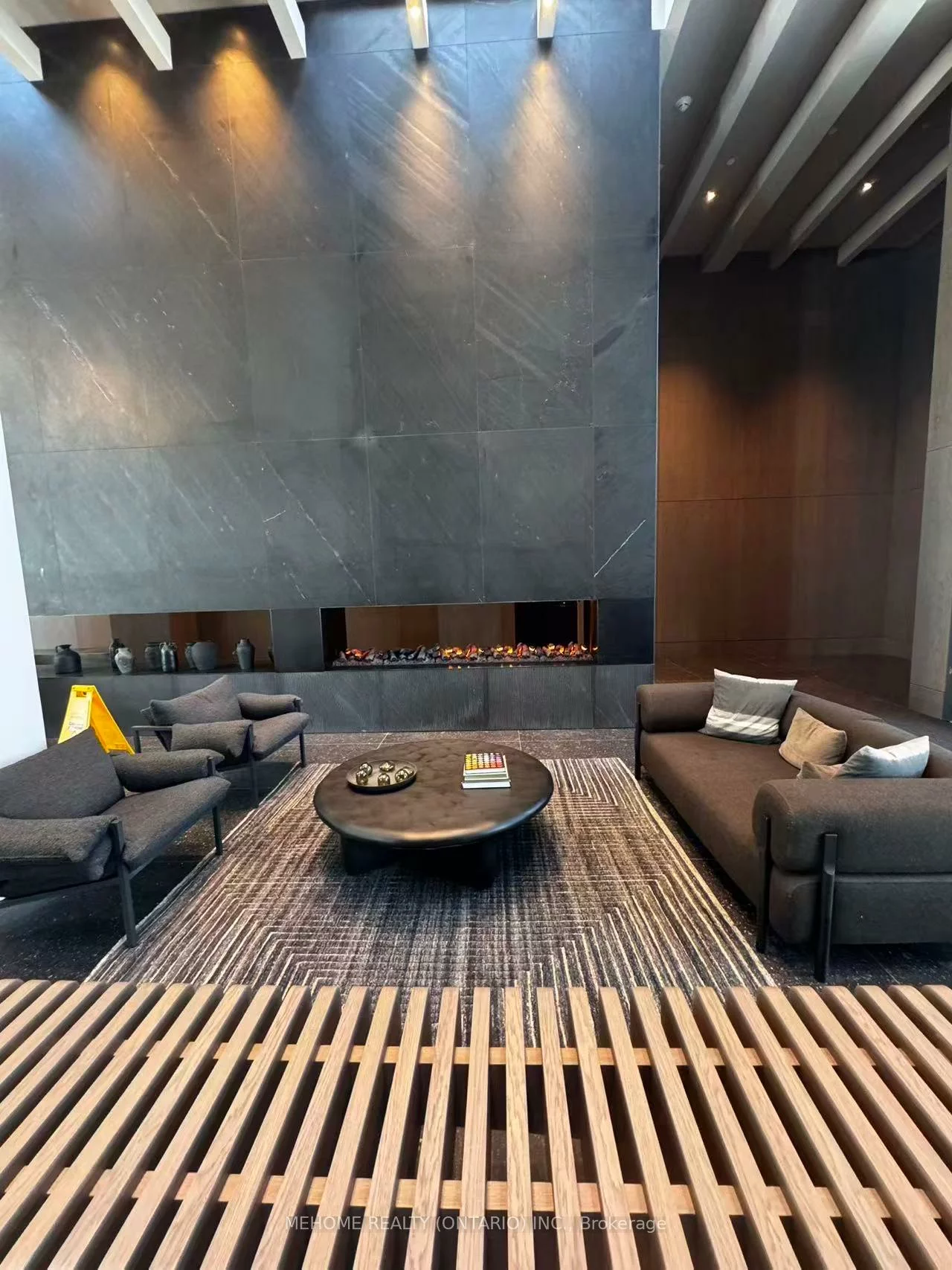 8, Interchange, Vaughan Corporate Centre, Vaughan