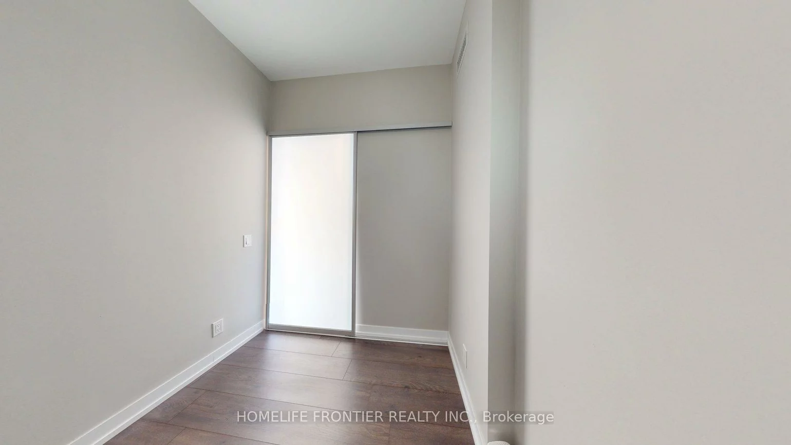 898, Portage, Vaughan Corporate Centre, Vaughan