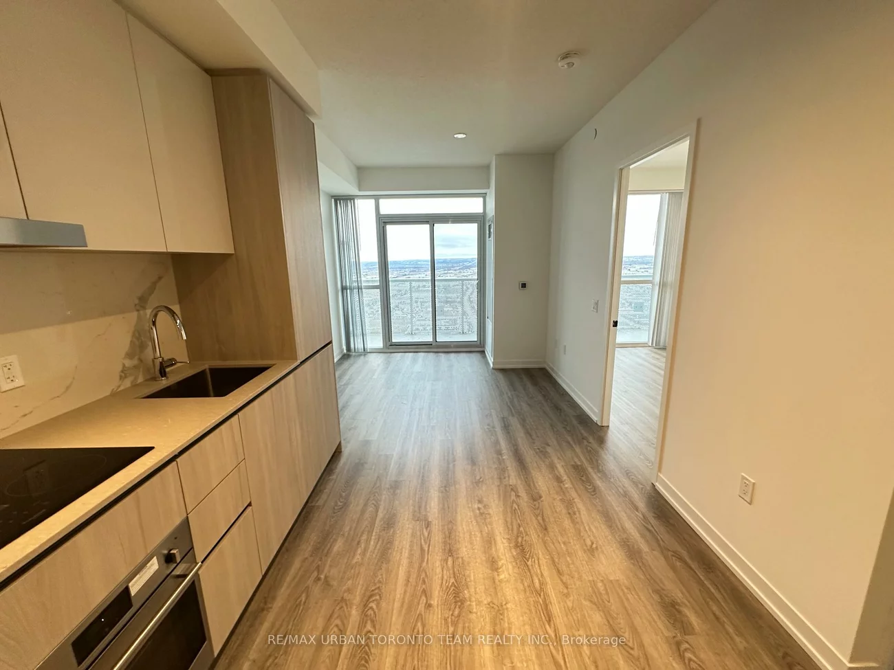 8, Interchange, Vaughan Corporate Centre, Vaughan