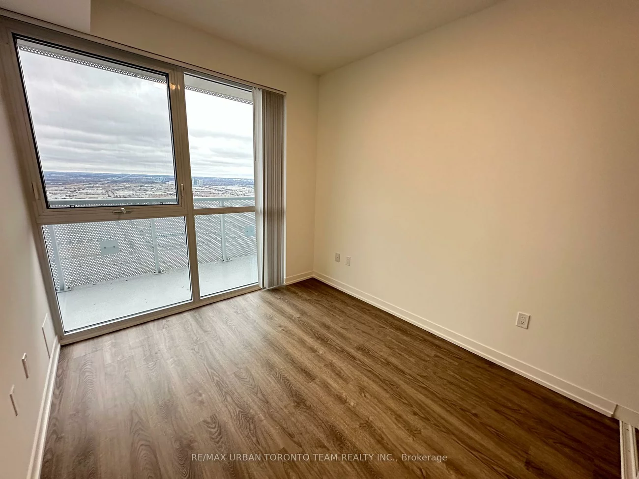 8, Interchange, Vaughan Corporate Centre, Vaughan