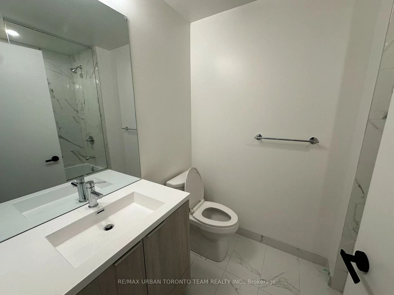 8, Interchange, Vaughan Corporate Centre, Vaughan