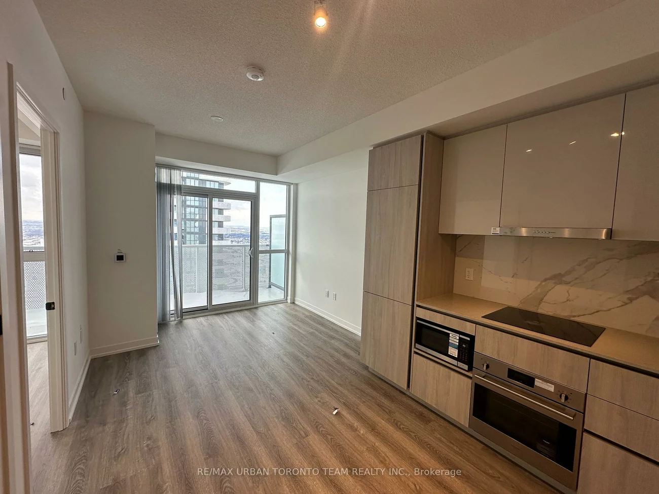 8, Interchange, Vaughan Corporate Centre, Vaughan