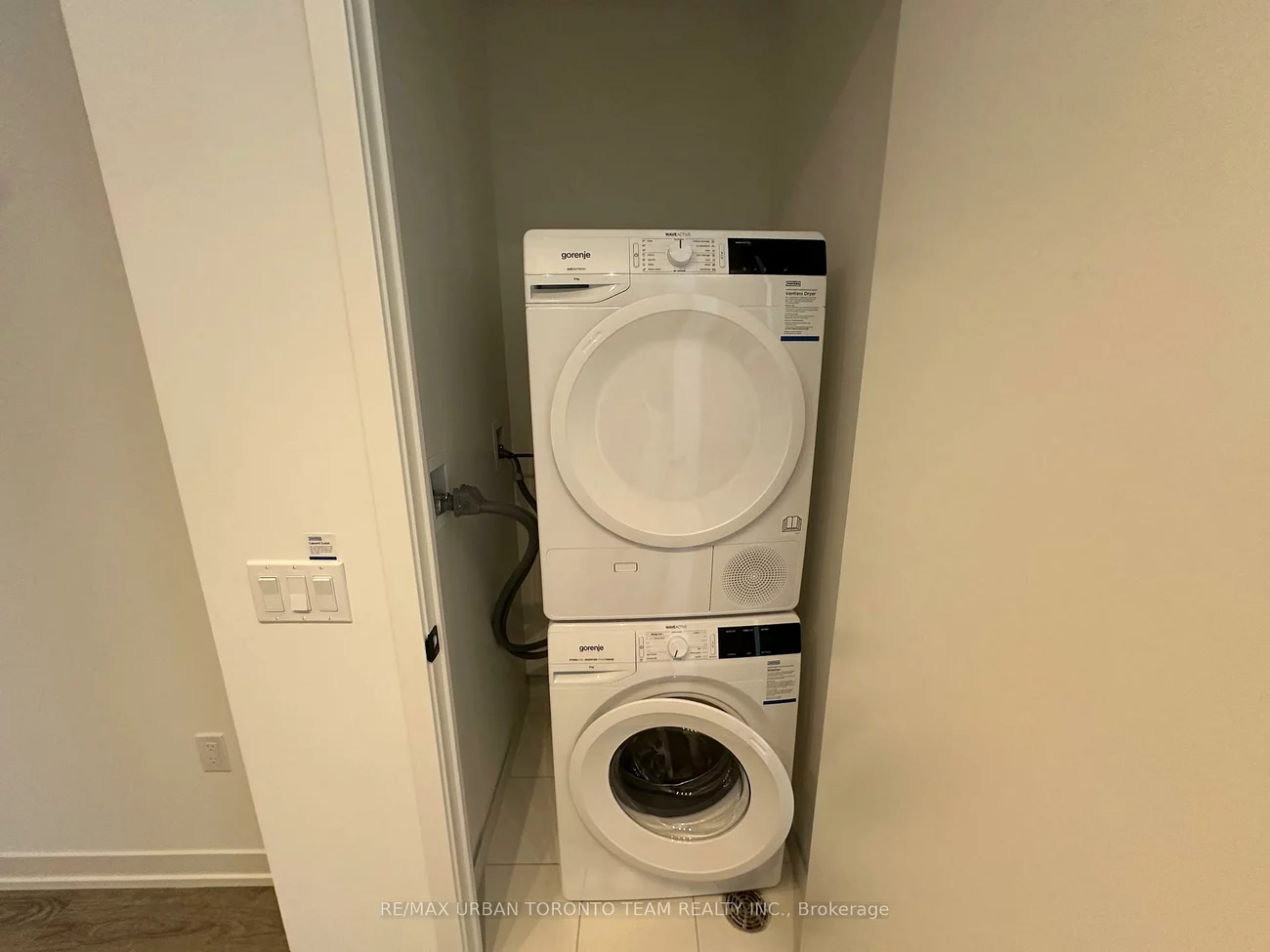 8, Interchange, Vaughan Corporate Centre, Vaughan