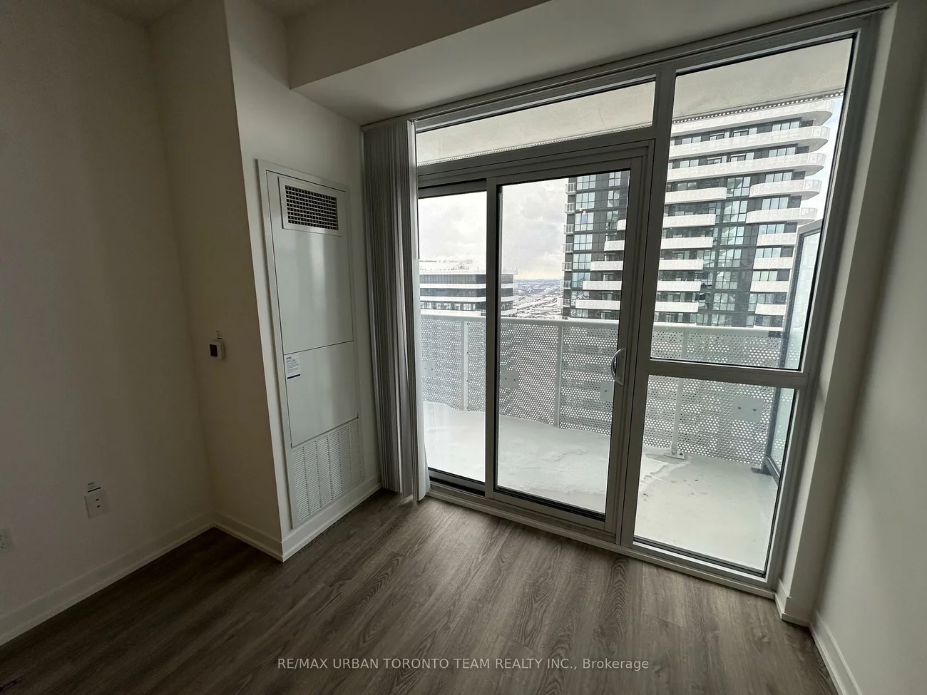 8, Interchange, Vaughan Corporate Centre, Vaughan