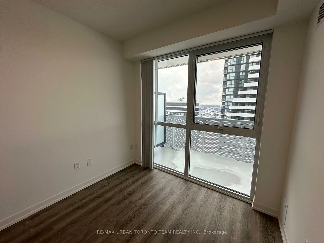 8, Interchange, Vaughan Corporate Centre, Vaughan