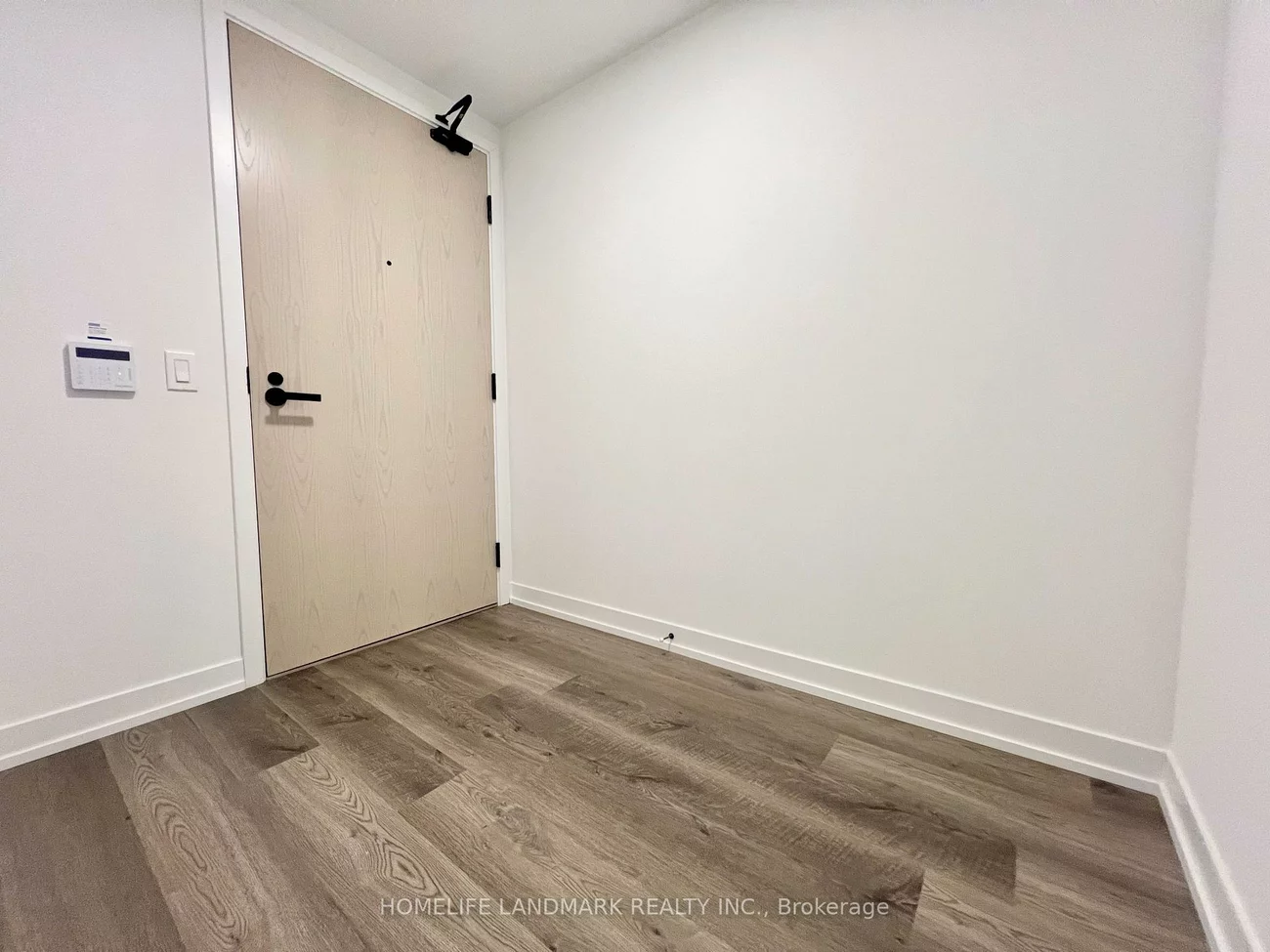 195, Commerce, Vaughan Corporate Centre, Vaughan