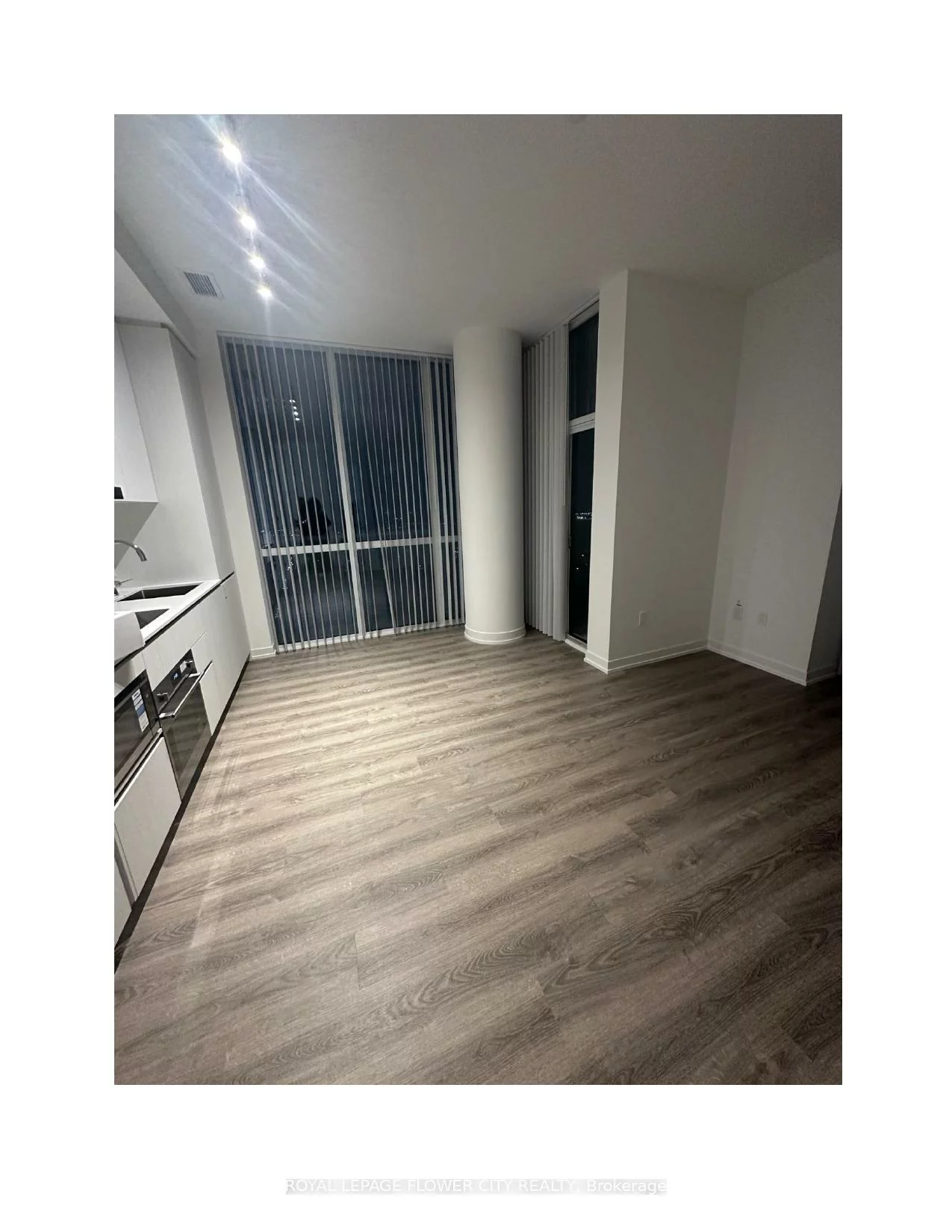 8, Interchange, Vaughan Corporate Centre, Vaughan