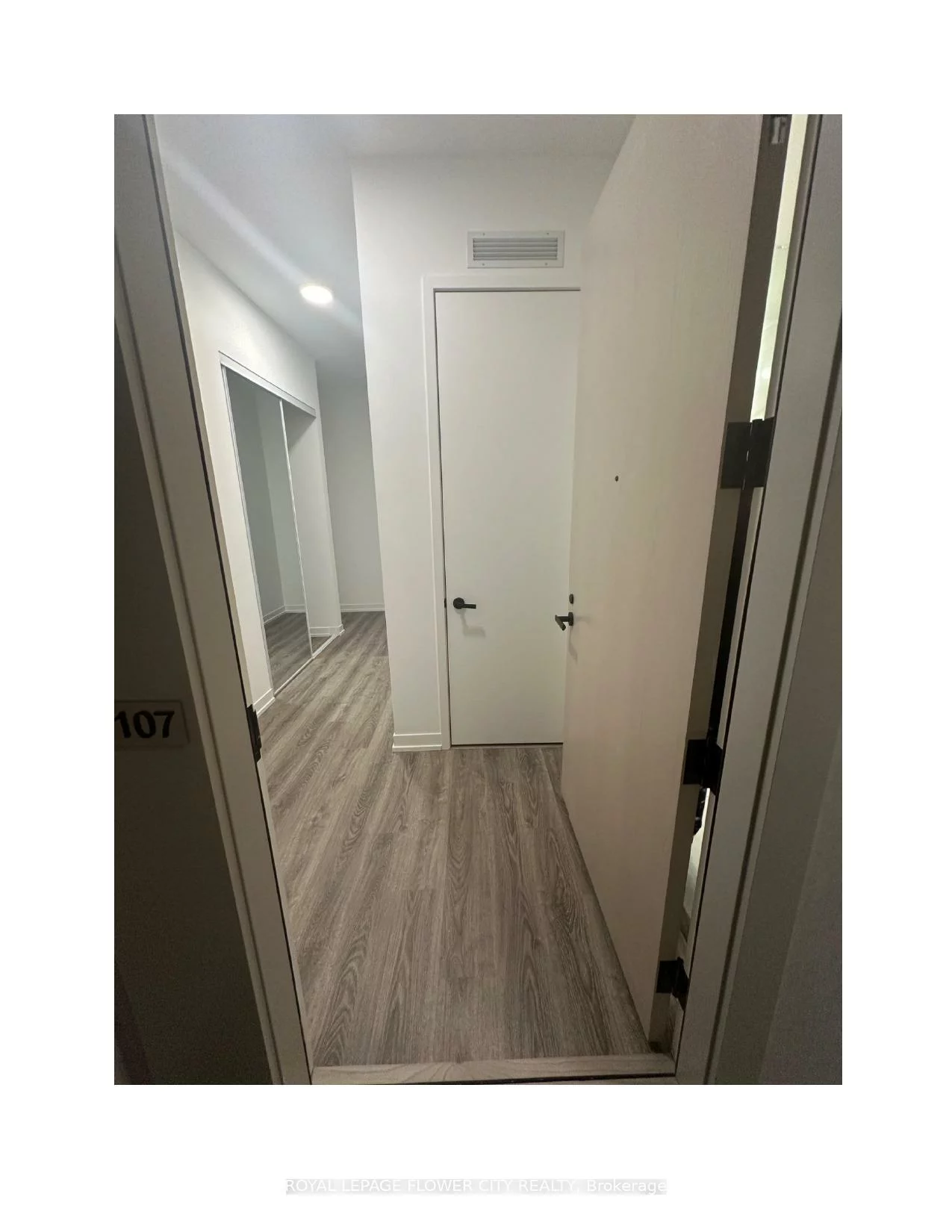 8, Interchange, Vaughan Corporate Centre, Vaughan