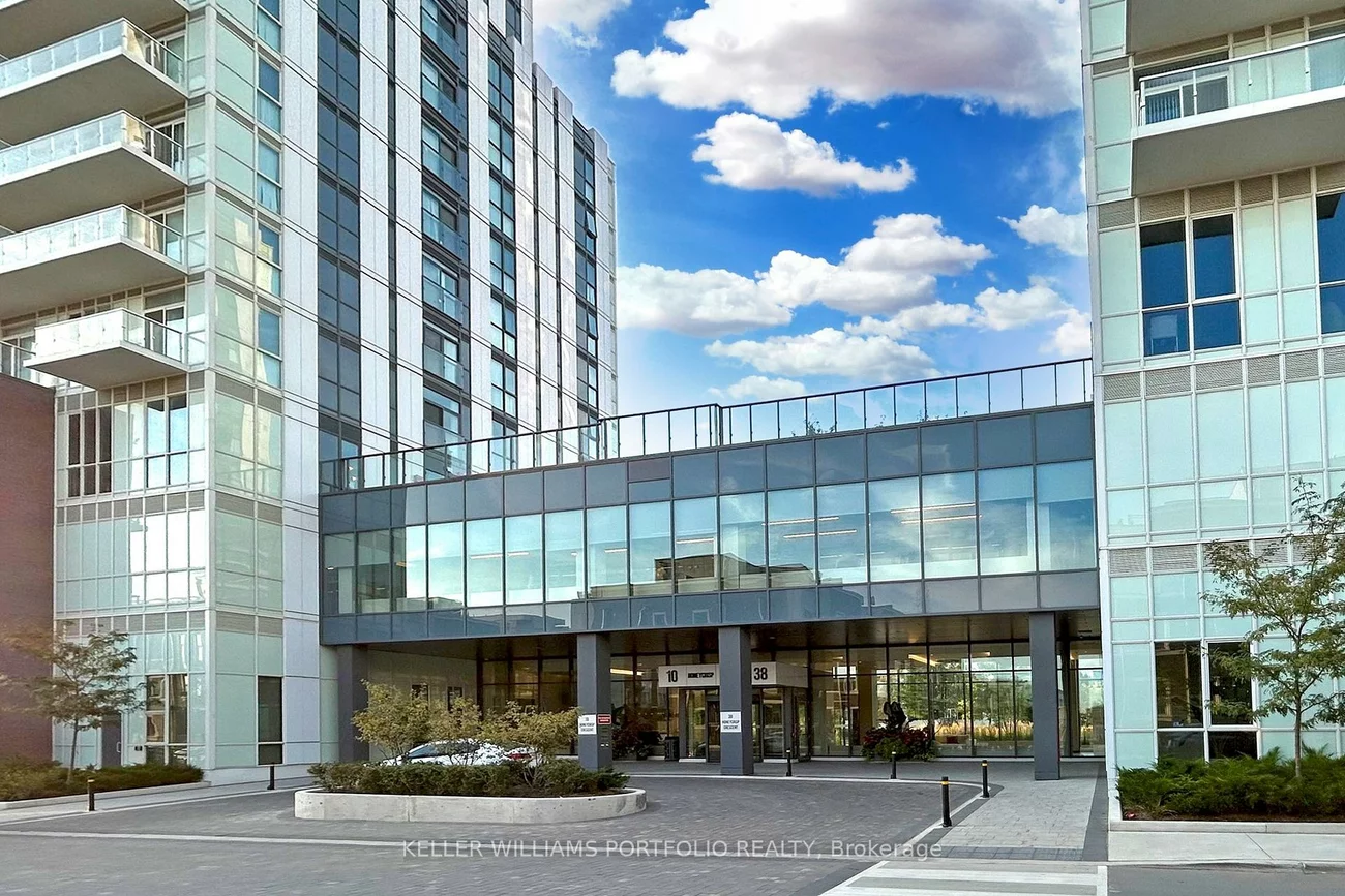 38, Honeycrisp, Vaughan Corporate Centre, Vaughan