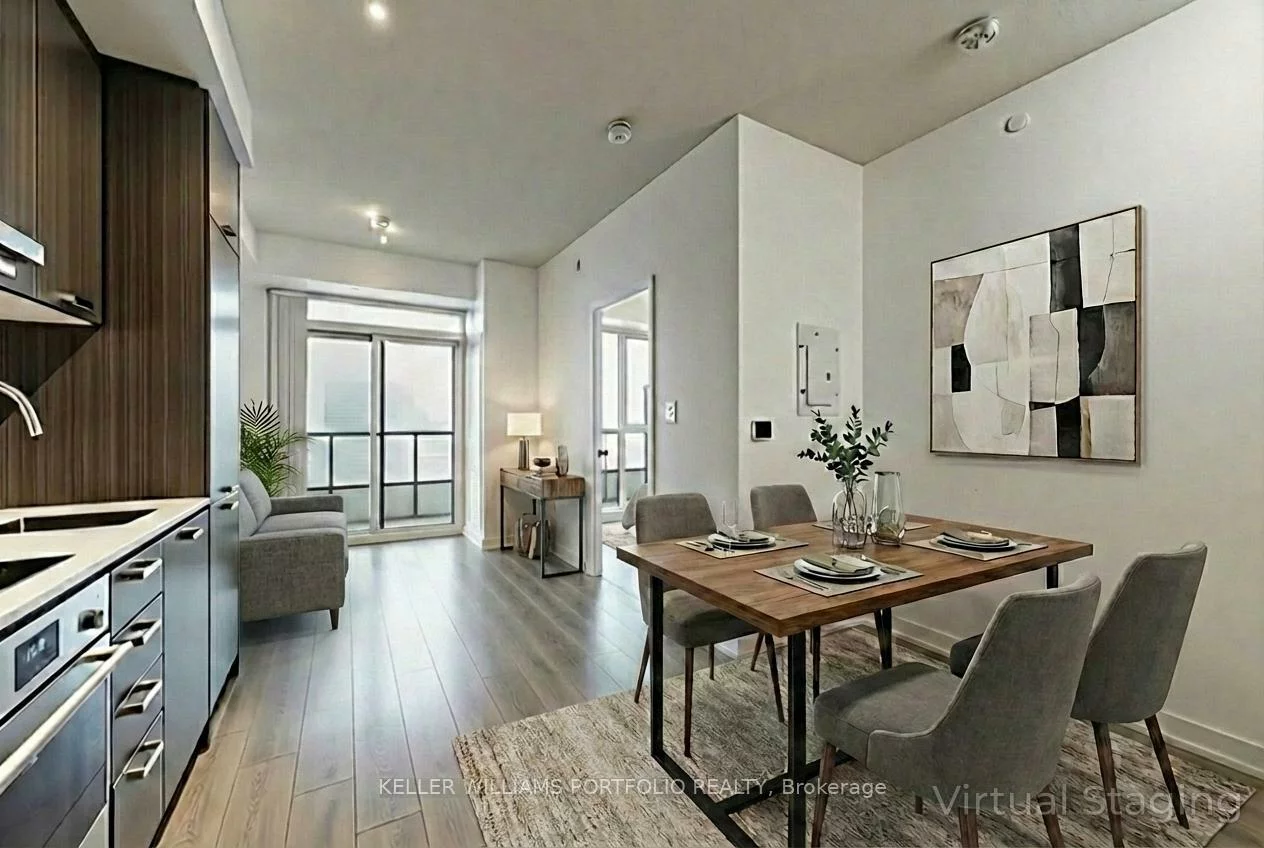 38, Honeycrisp, Vaughan Corporate Centre, Vaughan