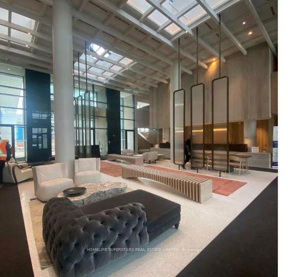 225, Commerce St, Vaughan Corporate Centre, Vaughan