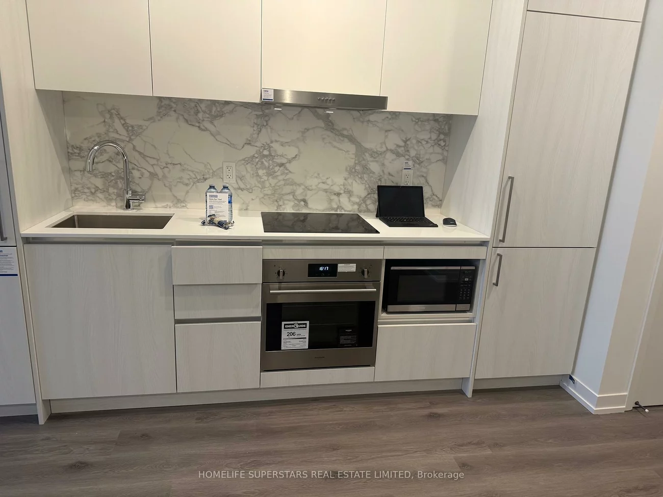 225, Commerce St, Vaughan Corporate Centre, Vaughan