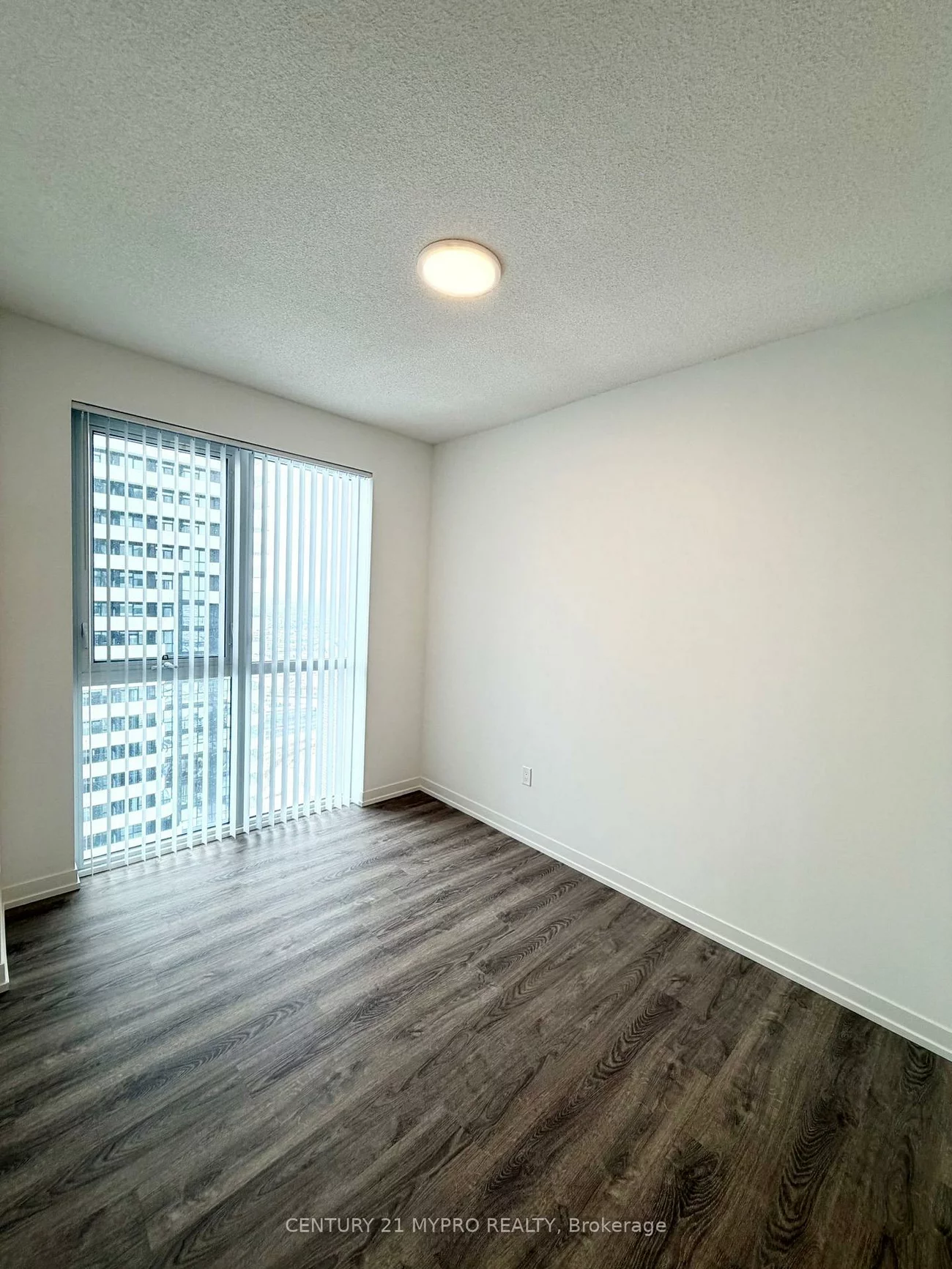 8, Interchange, Vaughan Corporate Centre, Vaughan