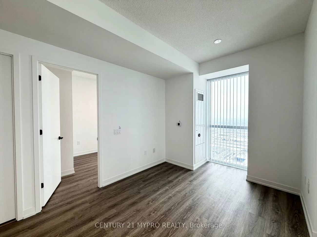 8, Interchange, Vaughan Corporate Centre, Vaughan