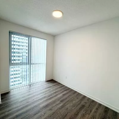 8, Interchange, Vaughan Corporate Centre, Vaughan